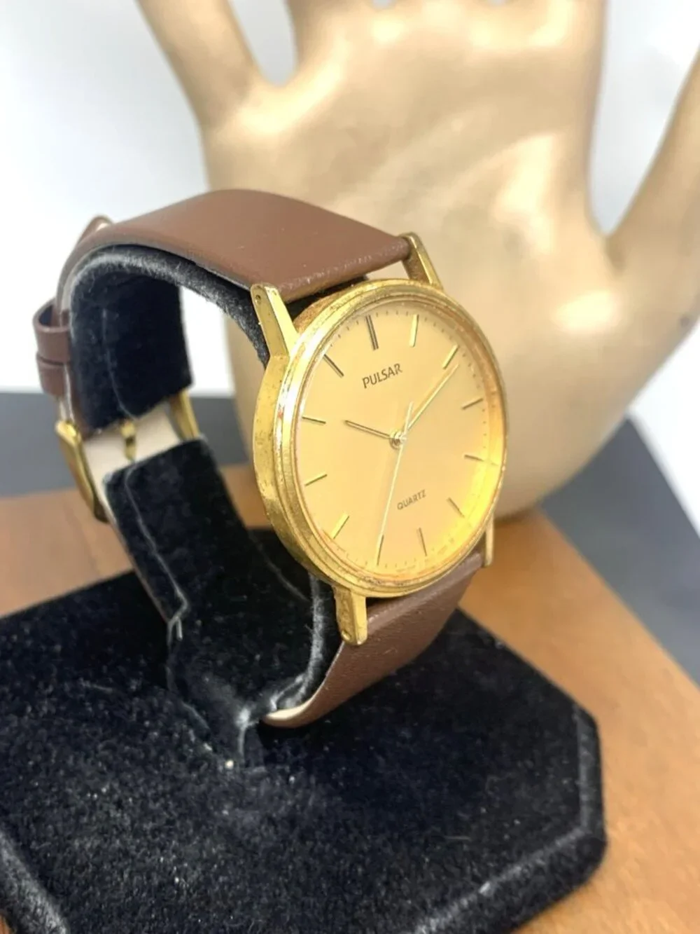 Pulsar Men's Watch V501-8A00 Vintage Quartz Gold Dial Brown Leather Strap 32.5mm